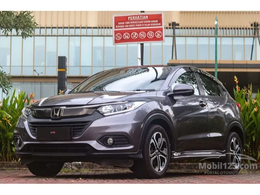 Jual Mobil Honda HR