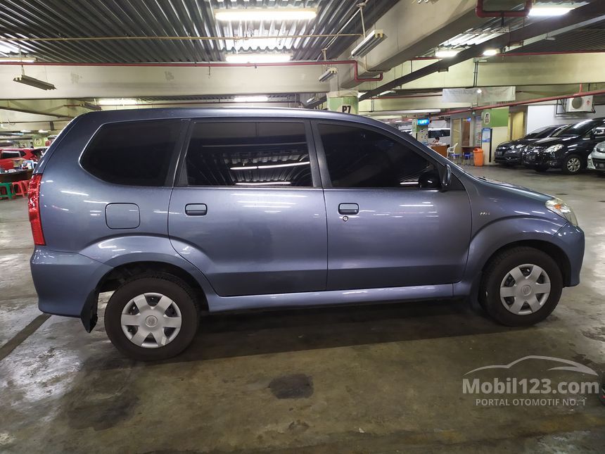 Jual Mobil  Toyota Avanza  2010 E  1 3 di DKI Jakarta  