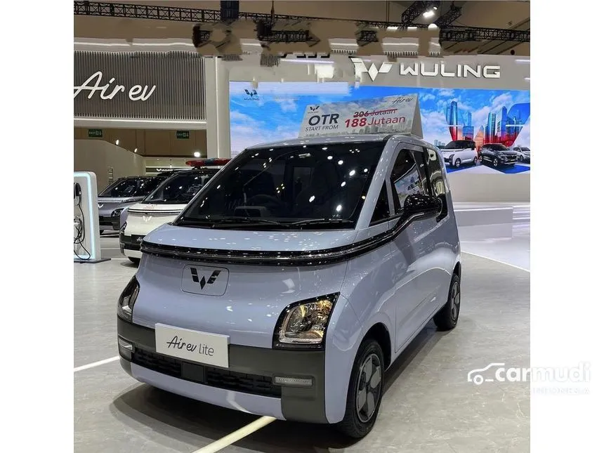 Jual Mobil Wuling EV 2024 Air ev Lite Long Range di Jawa Barat Automatic Hatchback Biru Rp 192.000.000