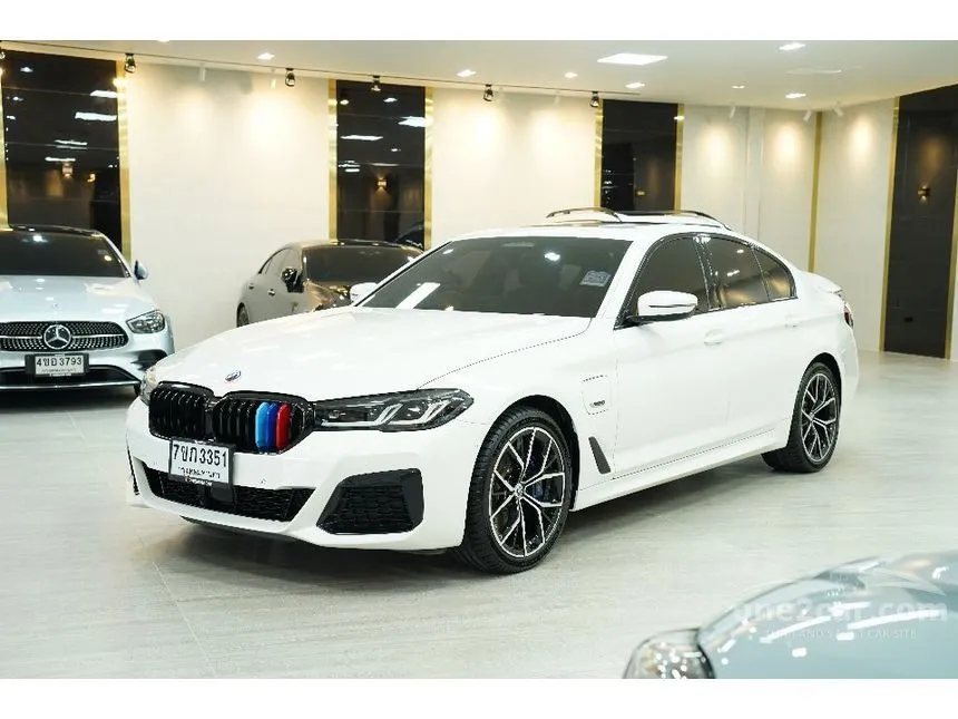 2023 BMW 530e M Sport Sedan