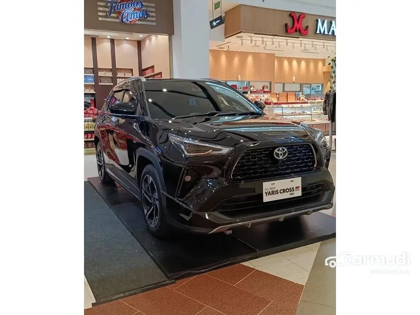 2025 Toyota Yaris Cross S HV with GR Parts Aero Pkg SUV