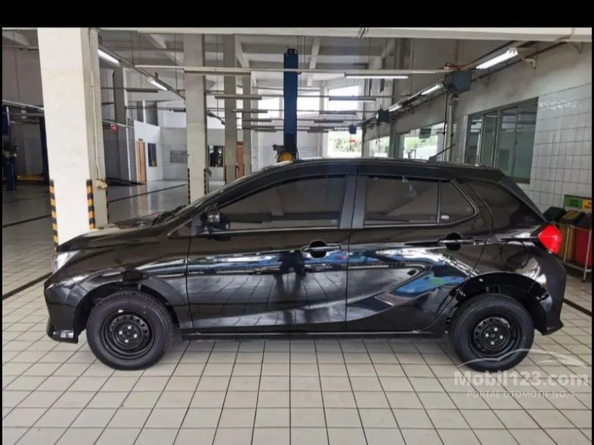Jual Mobil Daihatsu Ayla 2023 M 1.0 di Banten Manual Hatchback Hitam Rp 140.800.000