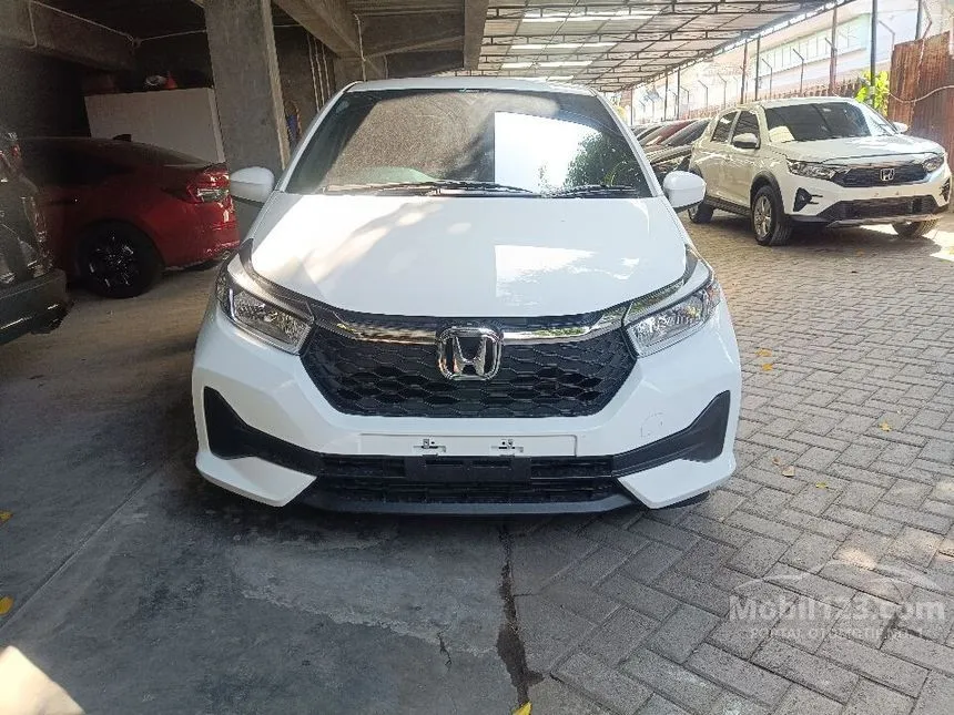 Jual Mobil Honda Brio 2024 E Satya 1.2 di Jawa Timur Manual Hatchback Putih Rp 192.300.000
