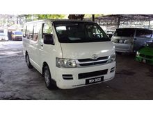 2009 Toyota Hiace 2.5 low roof Van