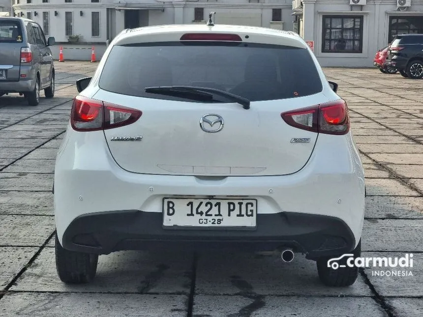 2016 Mazda 2 R Hatchback