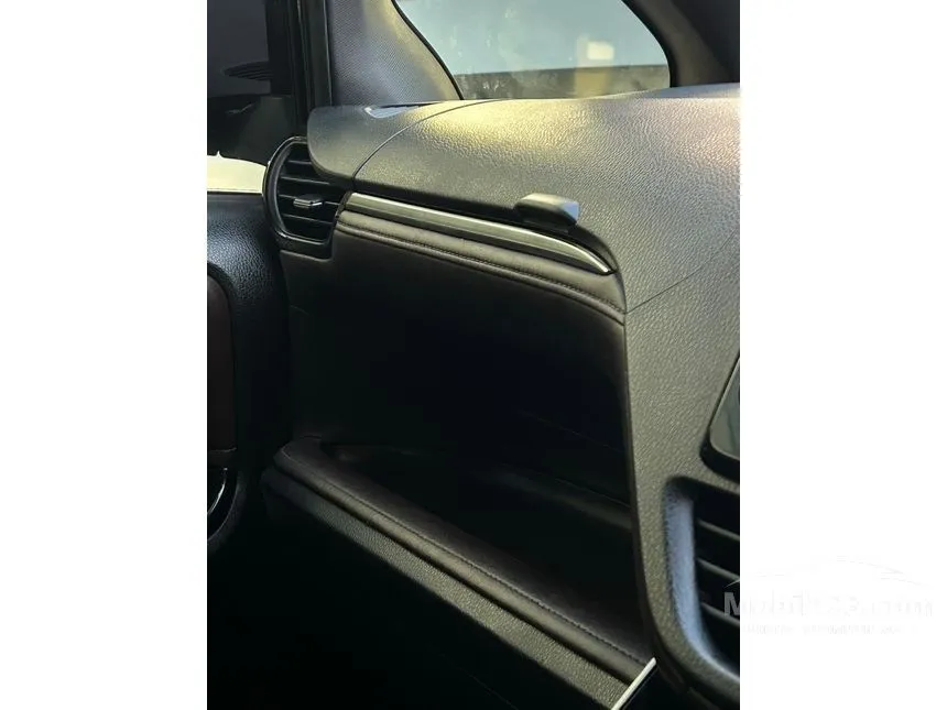 2018 Toyota Voxy MPV