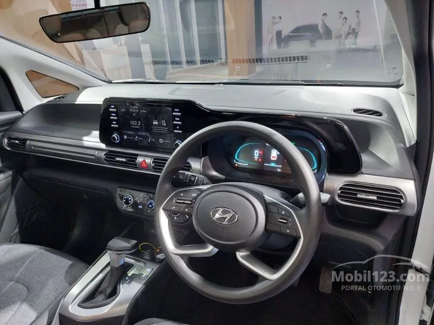 Jual Mobil Hyundai Creta 2025 Trend 1.5 di Jawa Barat Automatic SUV Hitam Rp 345.000.000