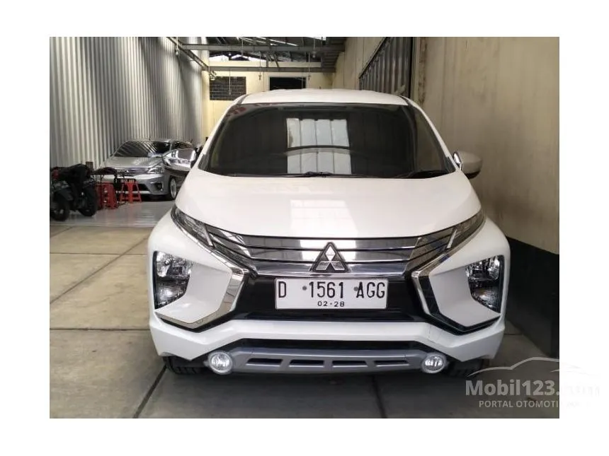 Jual Mobil Mitsubishi Xpander 2018 Ultimate 1.5 di Jawa Barat Automatic MPV Putih Rp 217.500.000