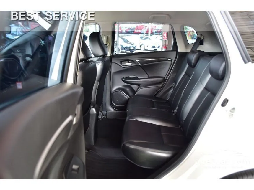 2017 Honda Jazz SV i-VTEC Hatchback