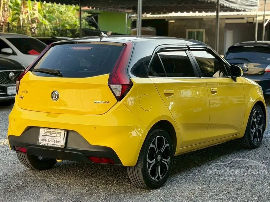 2021 MG MG3 X (2-Tone) Hatchback