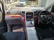 Vellfire Z Platinum 2011