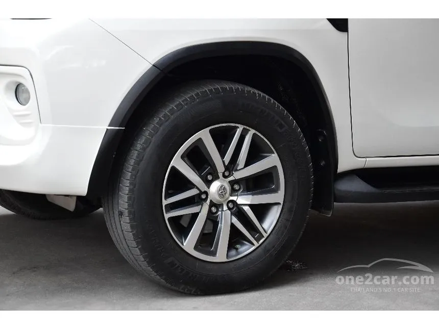 2016 Toyota Fortuner V SUV
