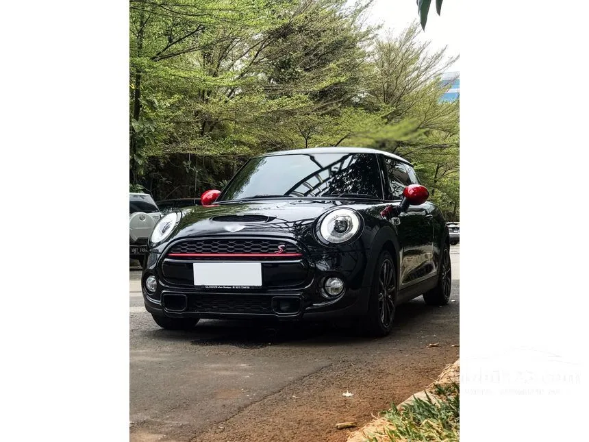 Jual Mobil MINI Cooper 2017 S 5 Door 2.0 di DKI Jakarta Automatic Hatchback Hitam Rp 545.000.000