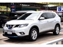 2016 Nissan X-Trail 2.0 (ปี 15-19) V 4WD SUV
