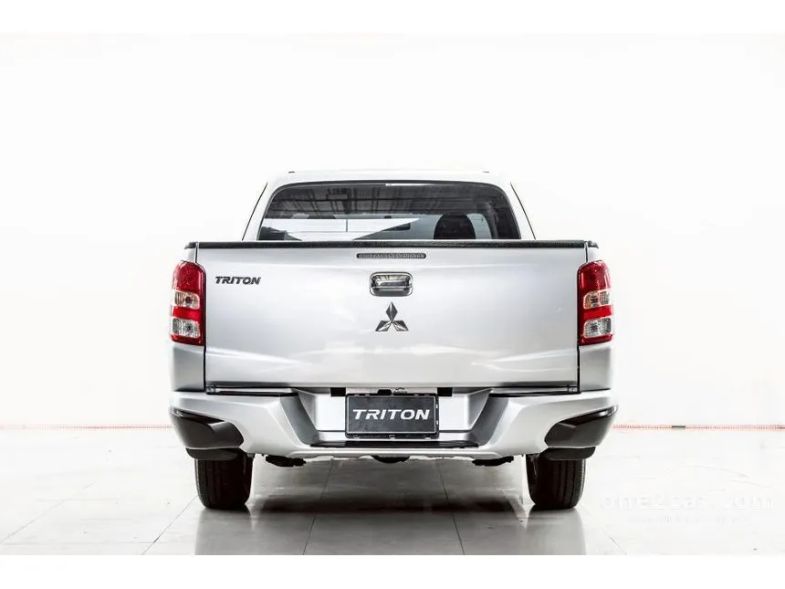2019 Mitsubishi TRITON GLX Mega Cab Pickup