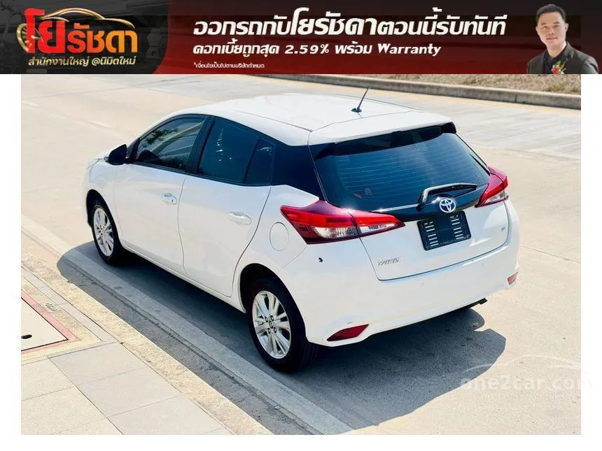 2019 Toyota YARIS E Hatchback