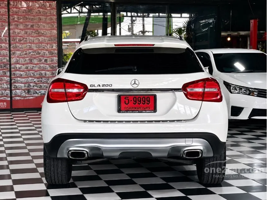 2015 Mercedes-Benz GLA200 Urban SUV