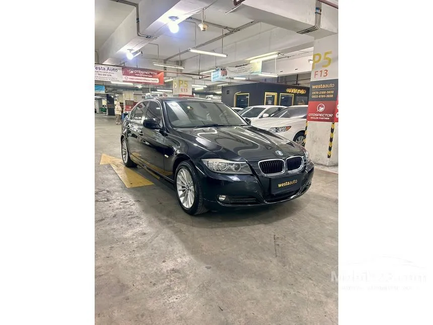 2010 BMW 320i Executive Edition Sedan