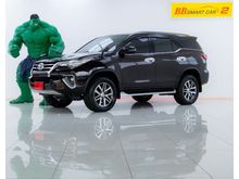 2017 Toyota Fortuner 2.4 (ปี 15-18) V SUV