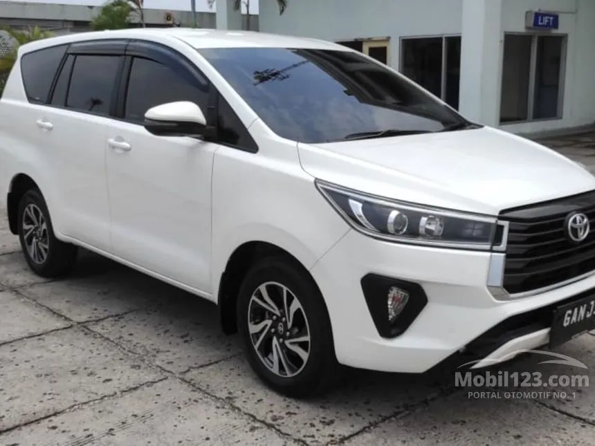 Jual Mobil Toyota Kijang Innova 2022 V 2.4 di DKI Jakarta Automatic MPV Putih Rp 435.000.000