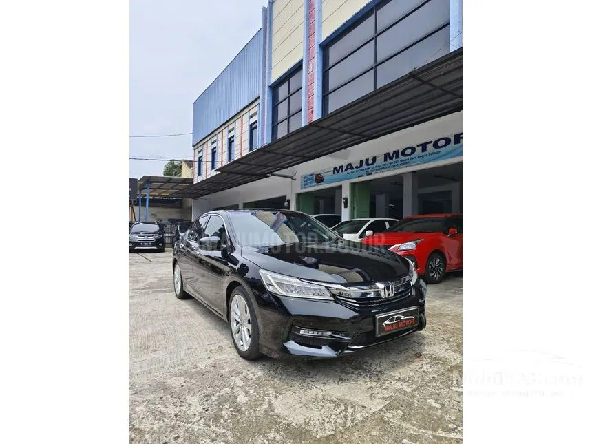 Jual Mobil Honda Accord 2016 VTi