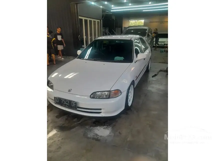 Jual Mobil Honda Civic 1993 1.6 di Jawa Tengah Manual Sedan Putih Rp 67.000.000