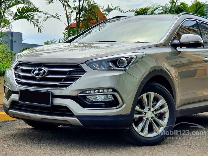 Jual Mobil Hyundai Santa Fe 2016 Limited Edition 2.4 di DKI Jakarta 