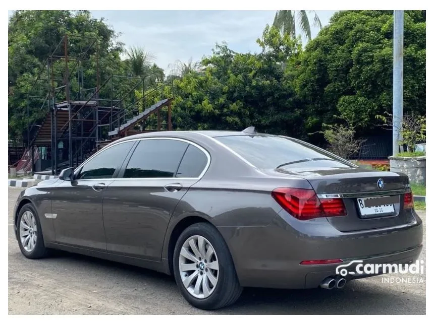 2013 BMW 730Li Sedan