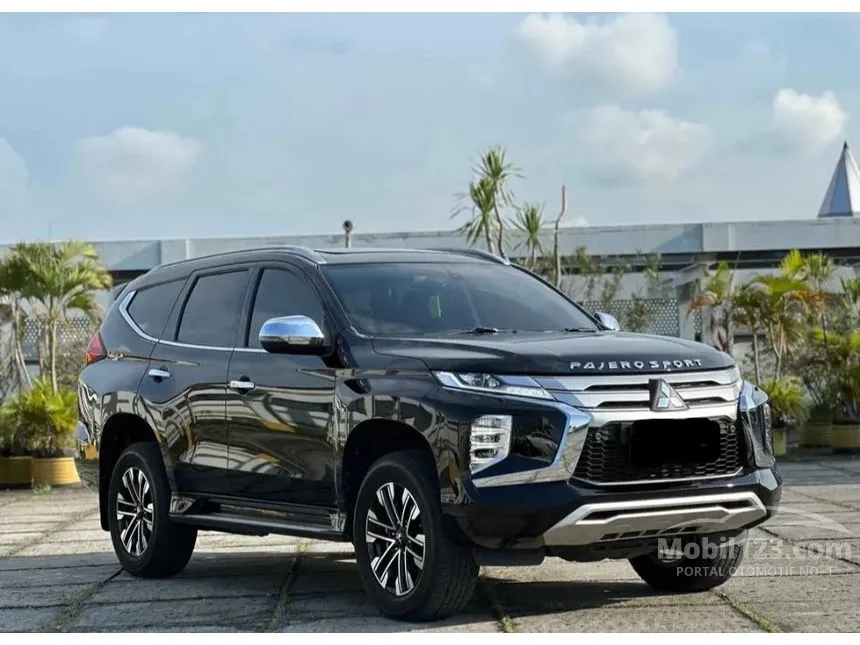 2022 Mitsubishi Pajero Sport Dakar 4x2 SUV