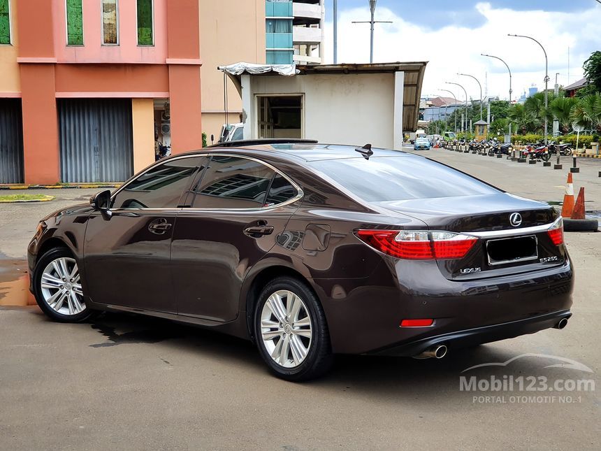 Jual Mobil Lexus ES250 2014 ES250 2.5 di DKI Jakarta Automatic Sedan