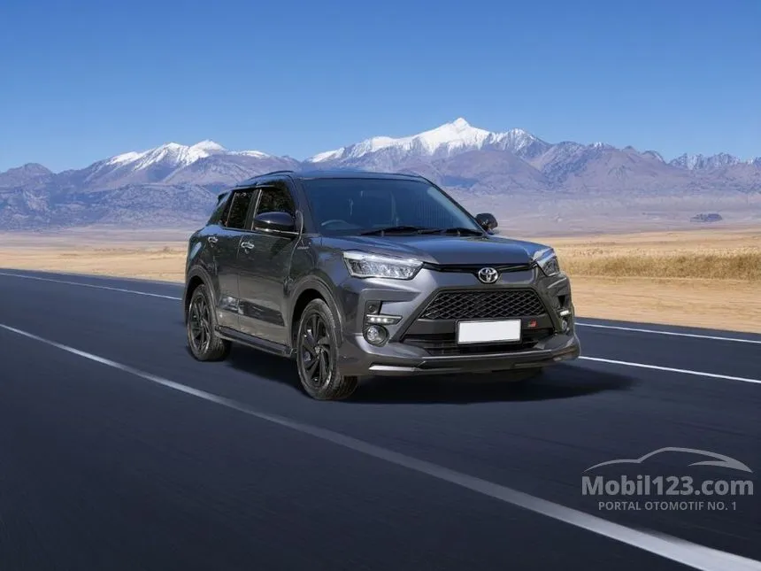 Jual Mobil Toyota Raize 2022 GR Sport 1.0 di Jawa Timur Automatic Wagon Abu