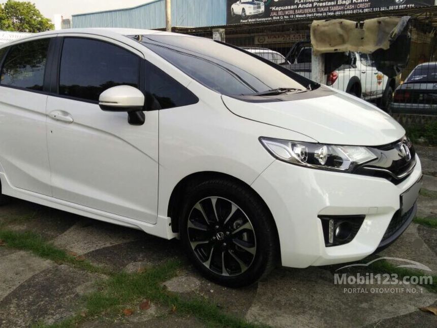 Jual Mobil Honda Jazz 2017 RS 1.5 di DKI Jakarta Automatic 