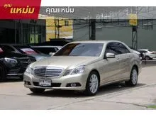 2010 Mercedes-Benz E200 1.8 W212 (ปี 10-16) Elegance CGI BlueEFFICIENCY Sedan