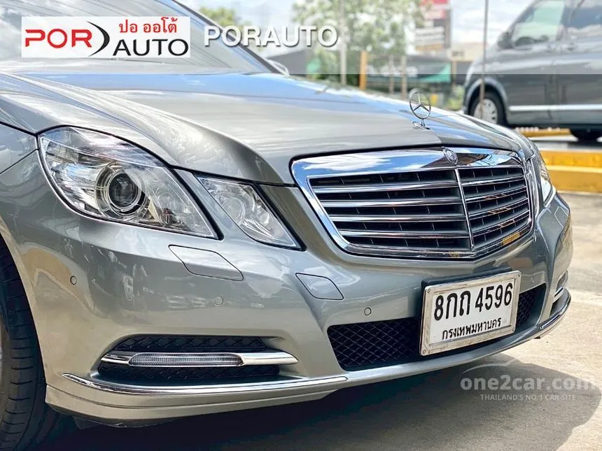 2013 Mercedes-Benz E200 CGI BlueEFFICIENCY Sedan