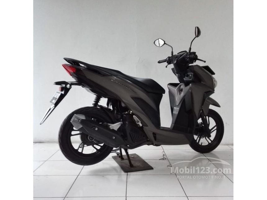Jual Motor Honda Vario 2019 150 0.2 di Jawa Barat Automatic Others Abu ...