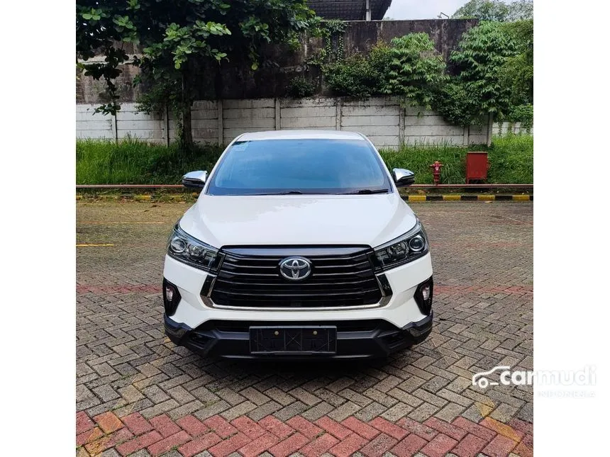 2021 Toyota Kijang Innova Venturer MPV