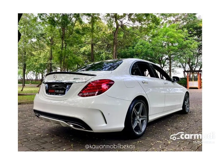 2015 Mercedes-Benz C250 AMG Sedan