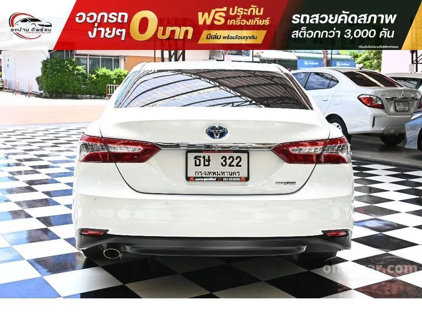 2019 Toyota CAMRY Hybrid Sedan