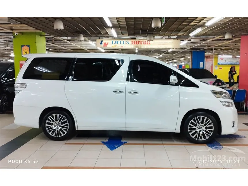 2013 Toyota Vellfire X MPV