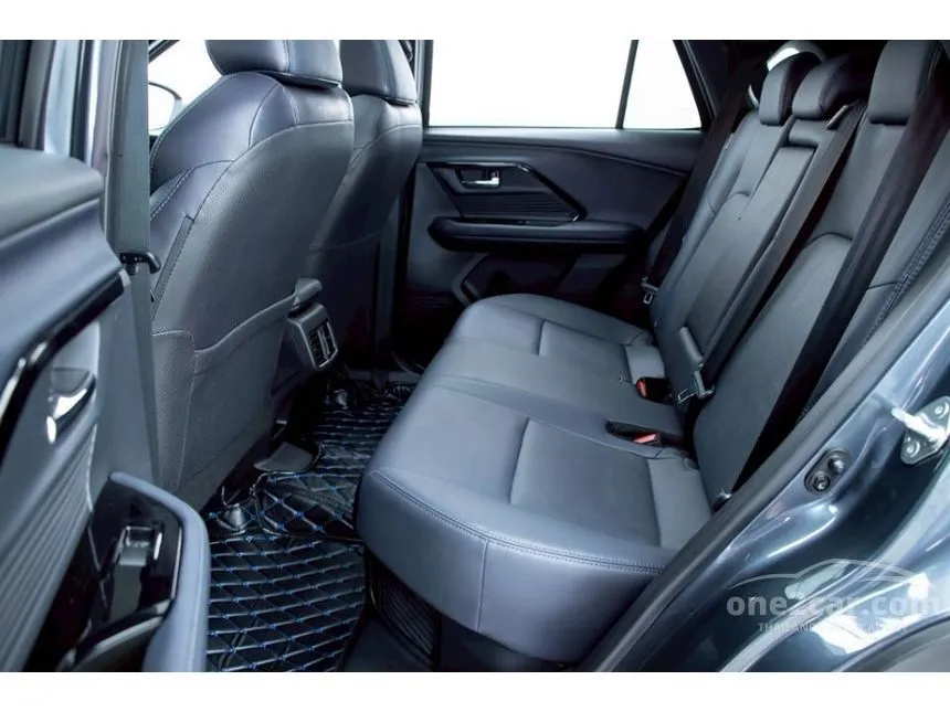 2024 Toyota Yaris Cross HEV Premium Luxury SUV