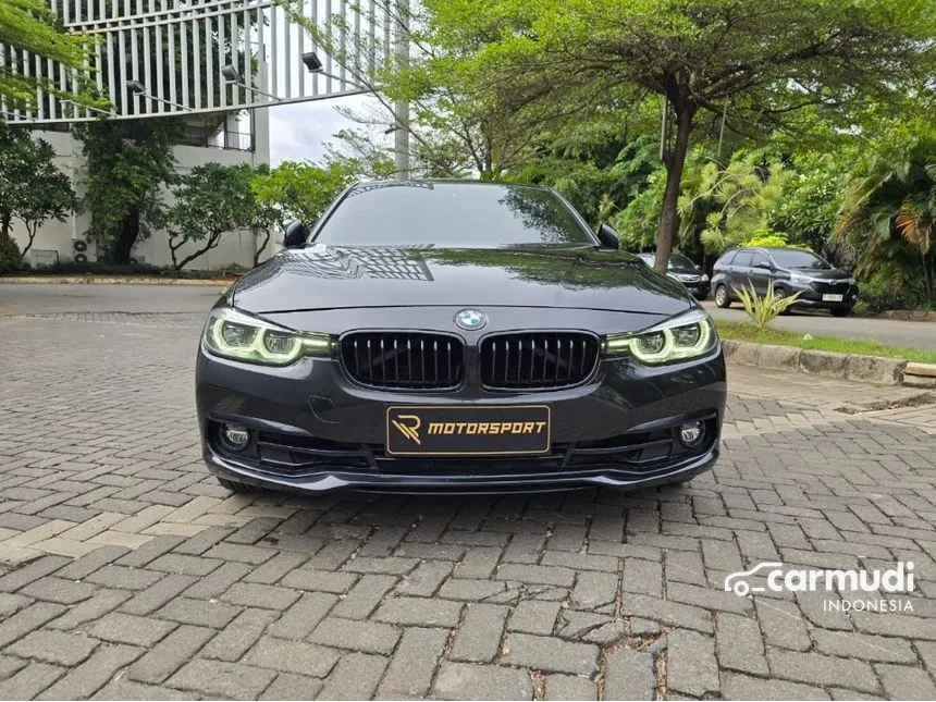 Jual Mobil BMW 320i 2019 Sport 2.0 di DKI Jakarta Automatic Sedan Hitam Rp 365.000.000