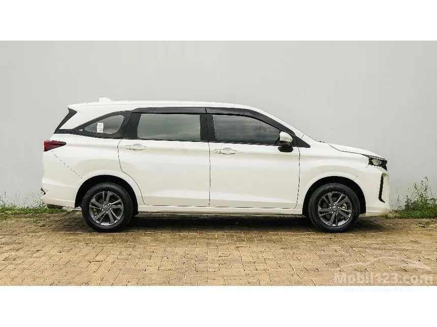 2022 Daihatsu Xenia R MPV