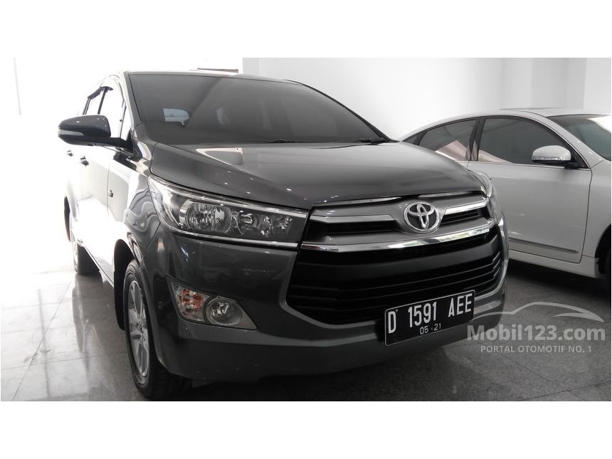 Jual Mobil Toyota Kijang Innova 2016 V 2.0 di Jawa Barat 