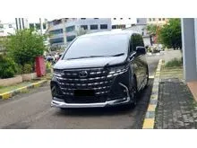 2024 Toyota Alphard 2.5 HEV Modelista MPV hitam km 10 ribuan