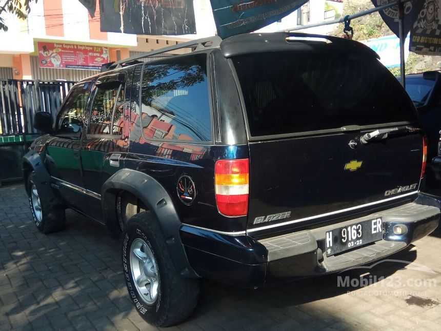 Jual Mobil Chevrolet Blazer 2003 DOHC 2.2 di Jawa Tengah