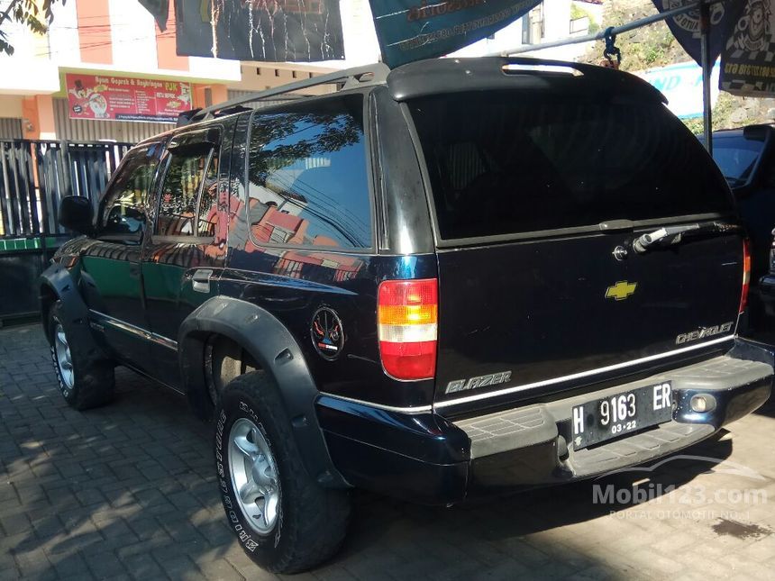 2003 Chevrolet Blazer DOHC SUV