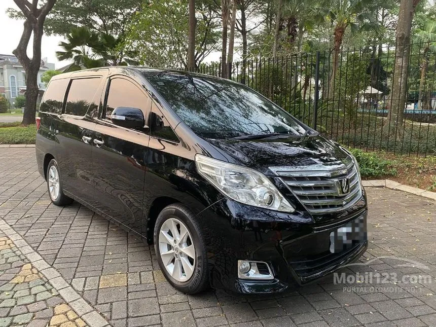 2012 Toyota Alphard GS MPV