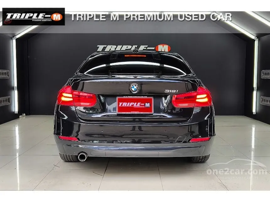 2016 BMW 318i Sedan