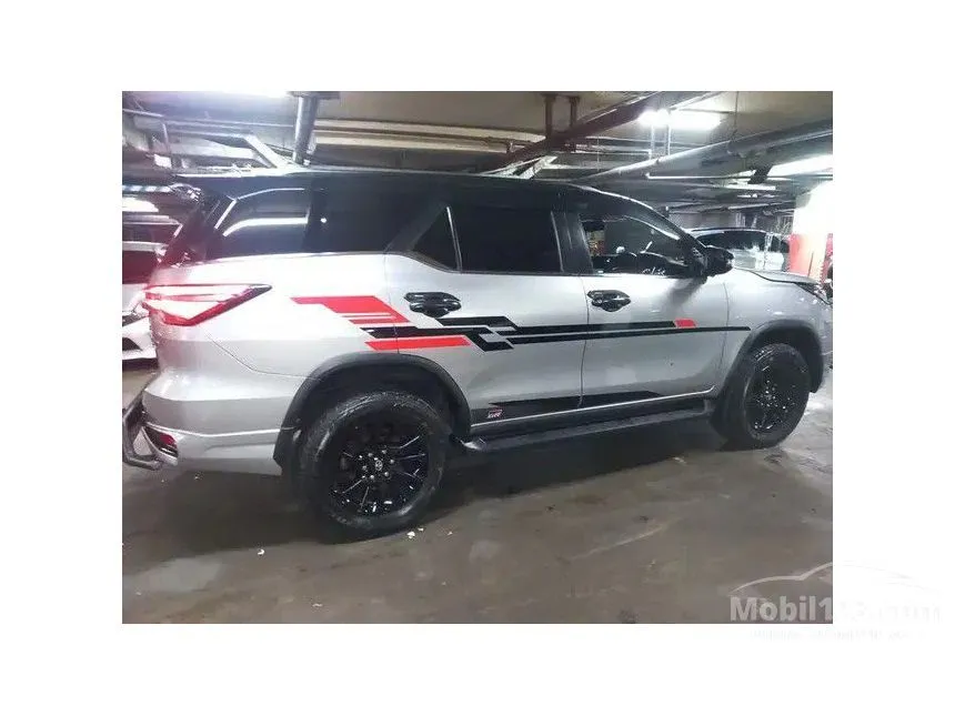 2022 Toyota Fortuner GR Sport 4X2 SUV