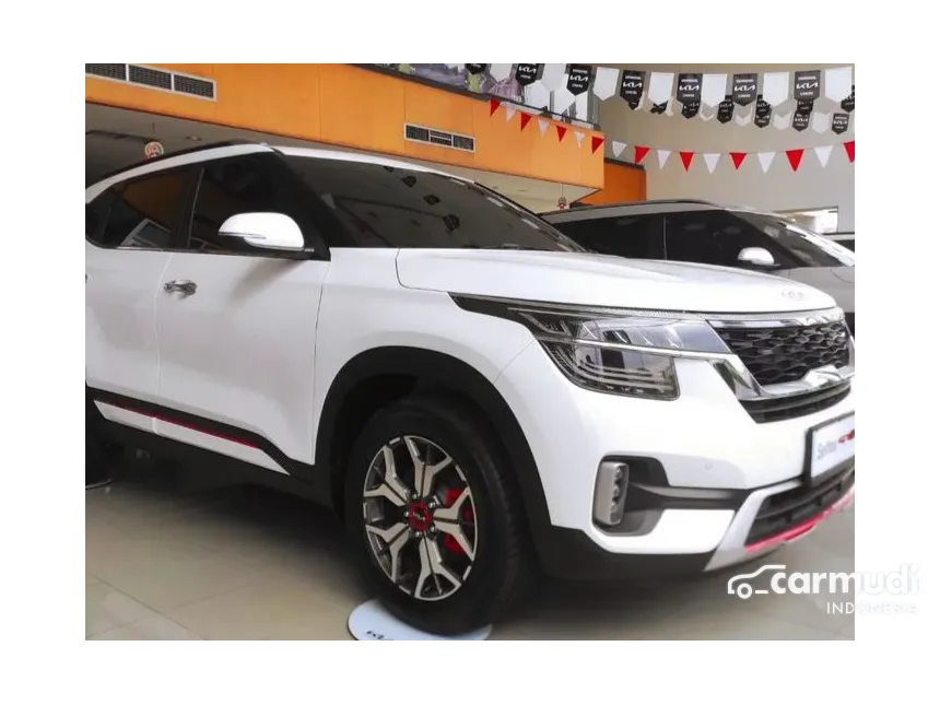 Jual Mobil KIA Seltos 2023 GT Line 1.4 di DKI Jakarta Automatic Wagon Putih Rp 376.500.000